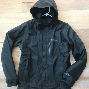 Men’s Columbia rain jacket